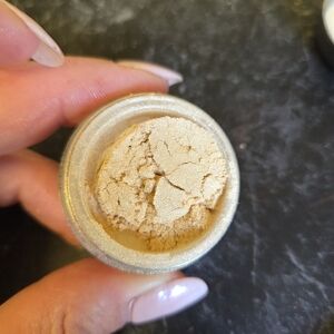 bareMinerals Radiant Gold Eyeshadow